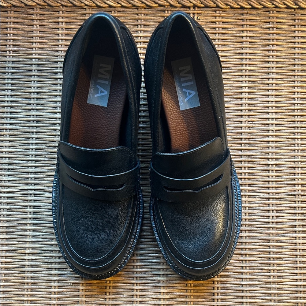 MIA Women’s Classic Black Slip-On Loafers